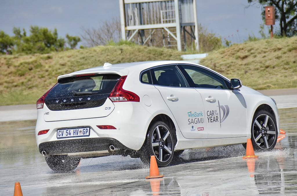 Volvo V40