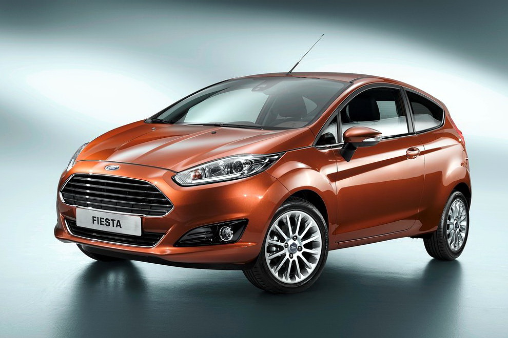 Ford-Fiesta_2013_1024x768_wallpaper_06