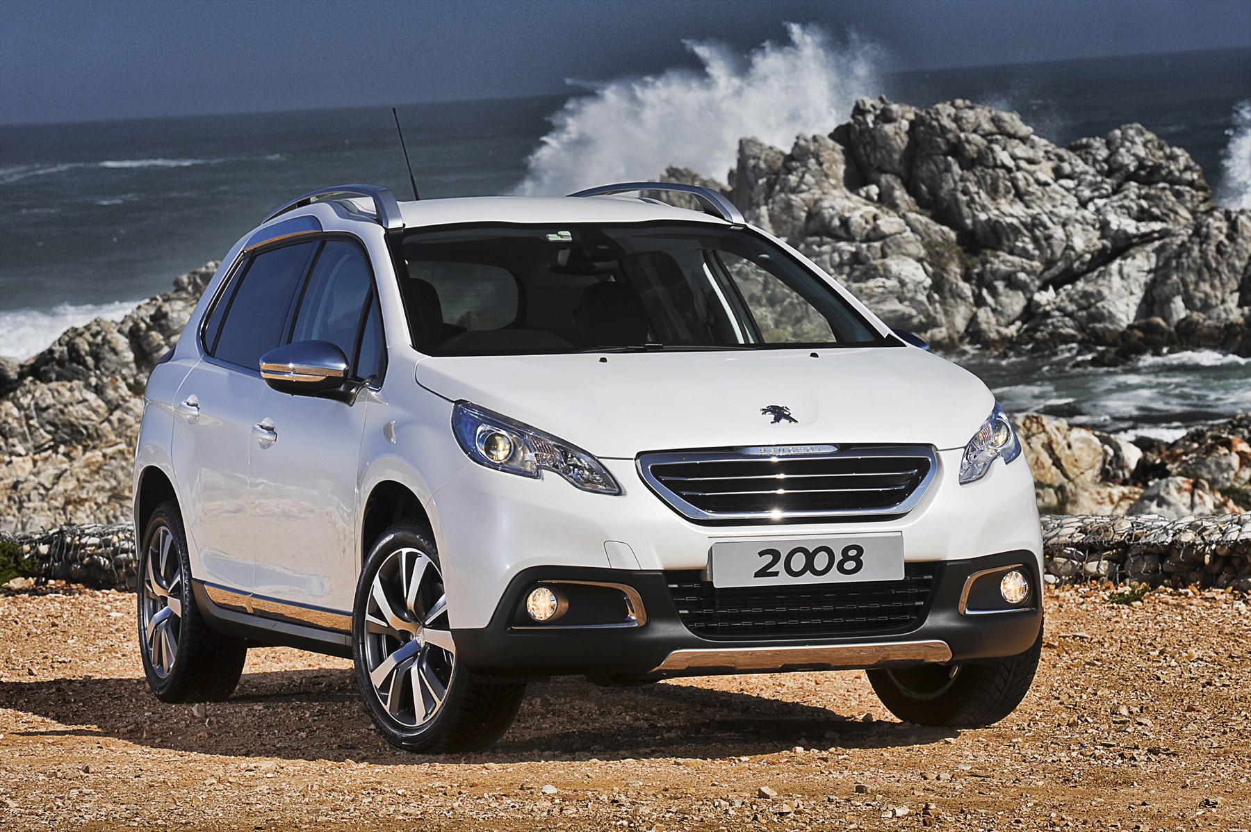 Peugeot-2008 top 3 crossovers