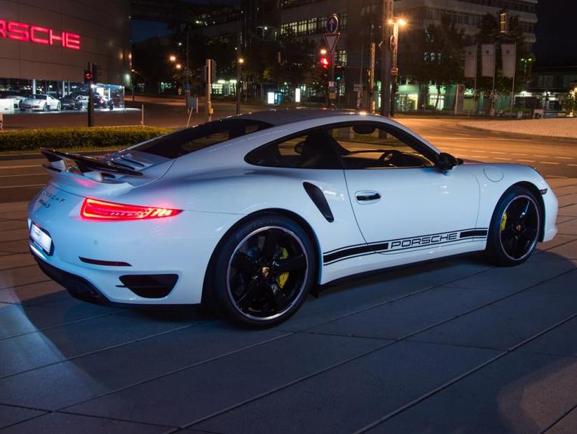 Porsche 911 Turbo S Exclusive GB Edition