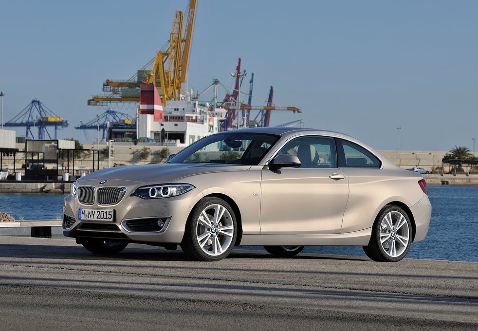 BMW 228i