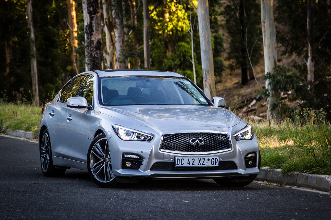 Infiniti Q50s Hybrid