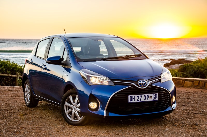 toyota yaris hybrid