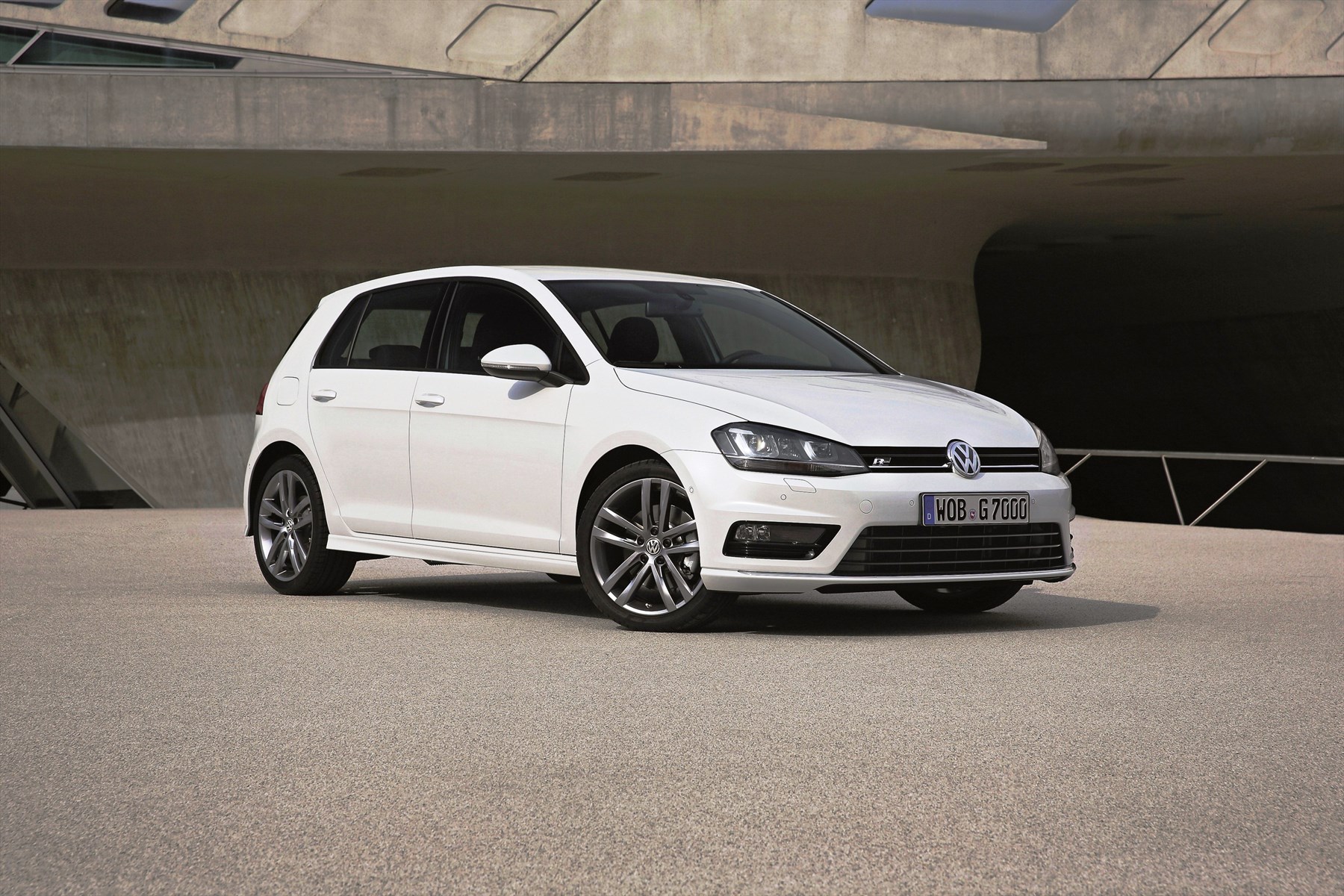 Volkswagen Golf R Line