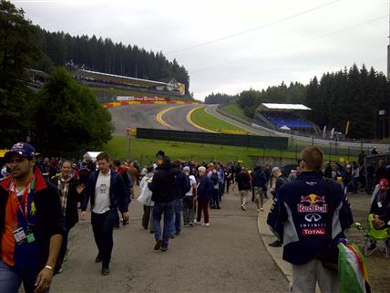 first time seeing eau rouge (Custom)