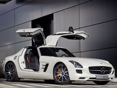 New Mercedes-Benz SLS AMG GT