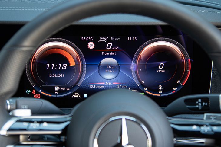 Mercedes-Benz-E-Class-Coupe