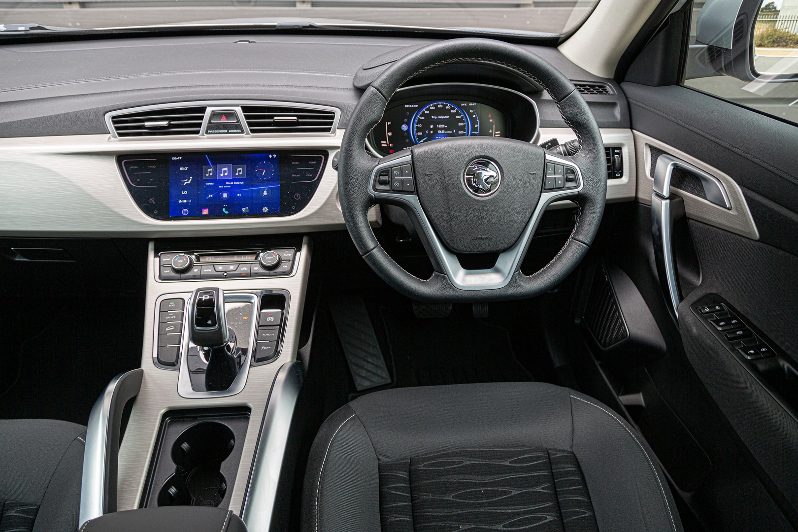 Proton X70 cabin