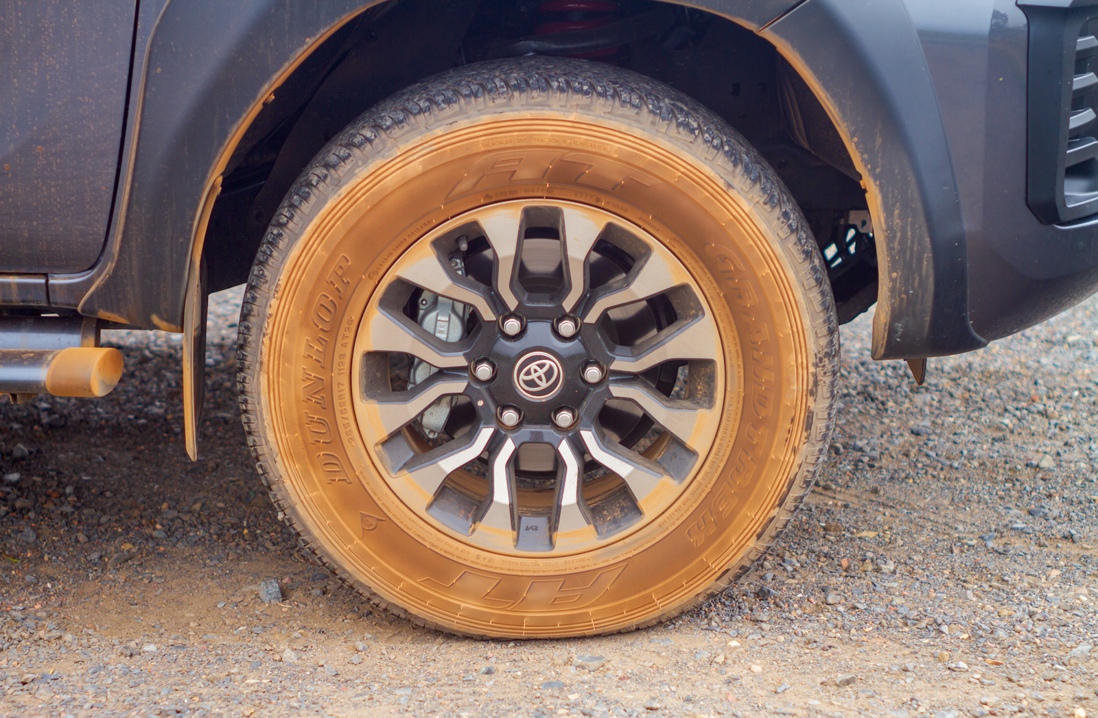 Toyota Hilux GR-S (GR-Sport) is fitted with 265/65 R17 tyres. 