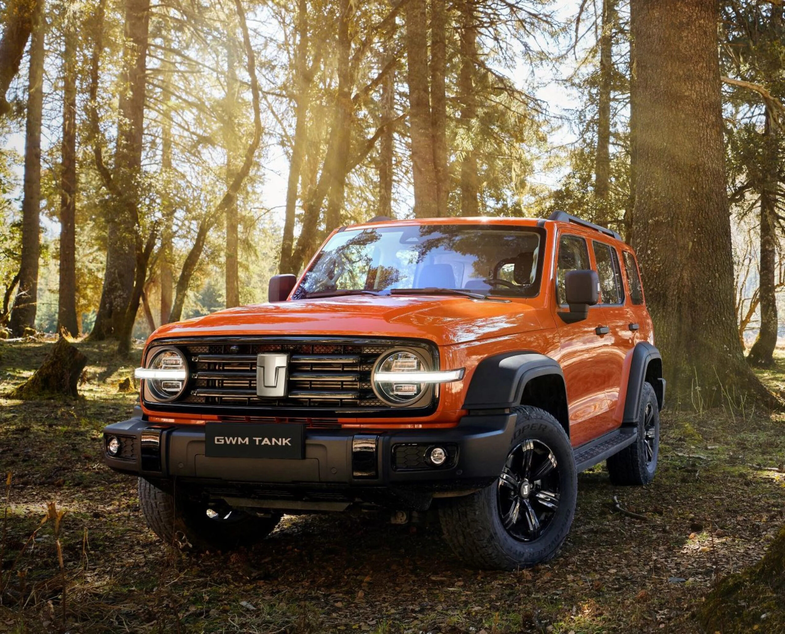 Front three-quarter view of a GWM Tank 300 that is parked outdoors.