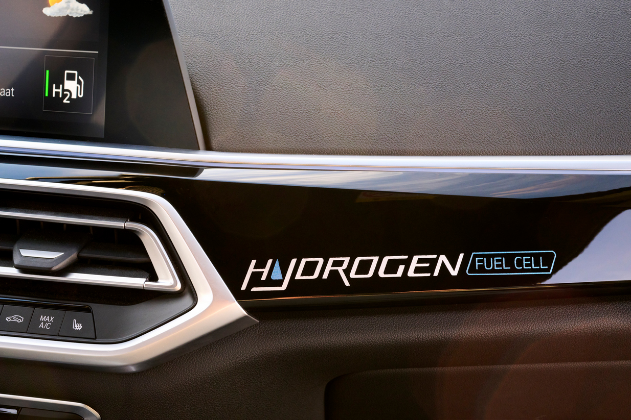 BMW iX5 Hydrogen prototype's Fuel Cell-branded dashboard.