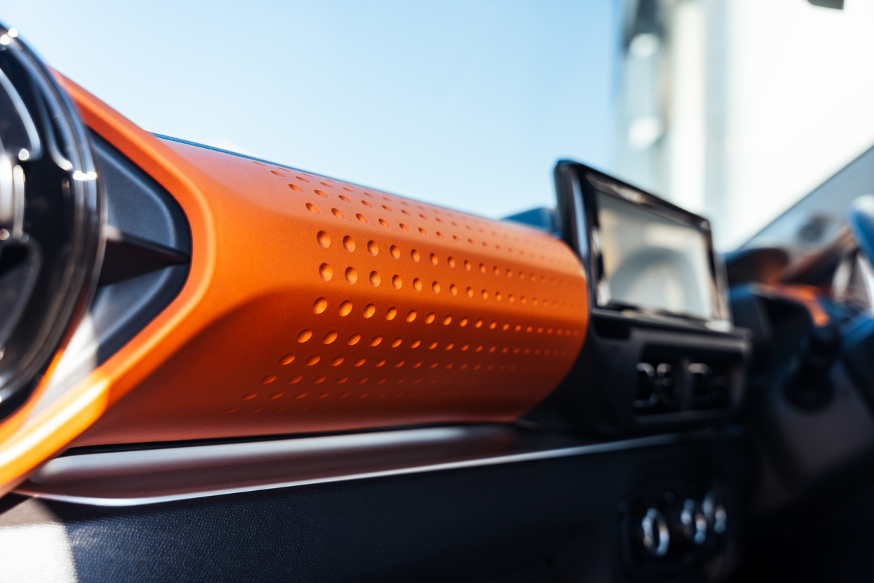 Citroen C3 orange dash