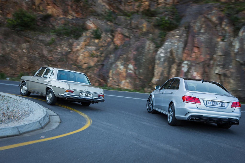 The Mercedes-Benz 300SEL 6.3 heads the E63 AMG into a bend