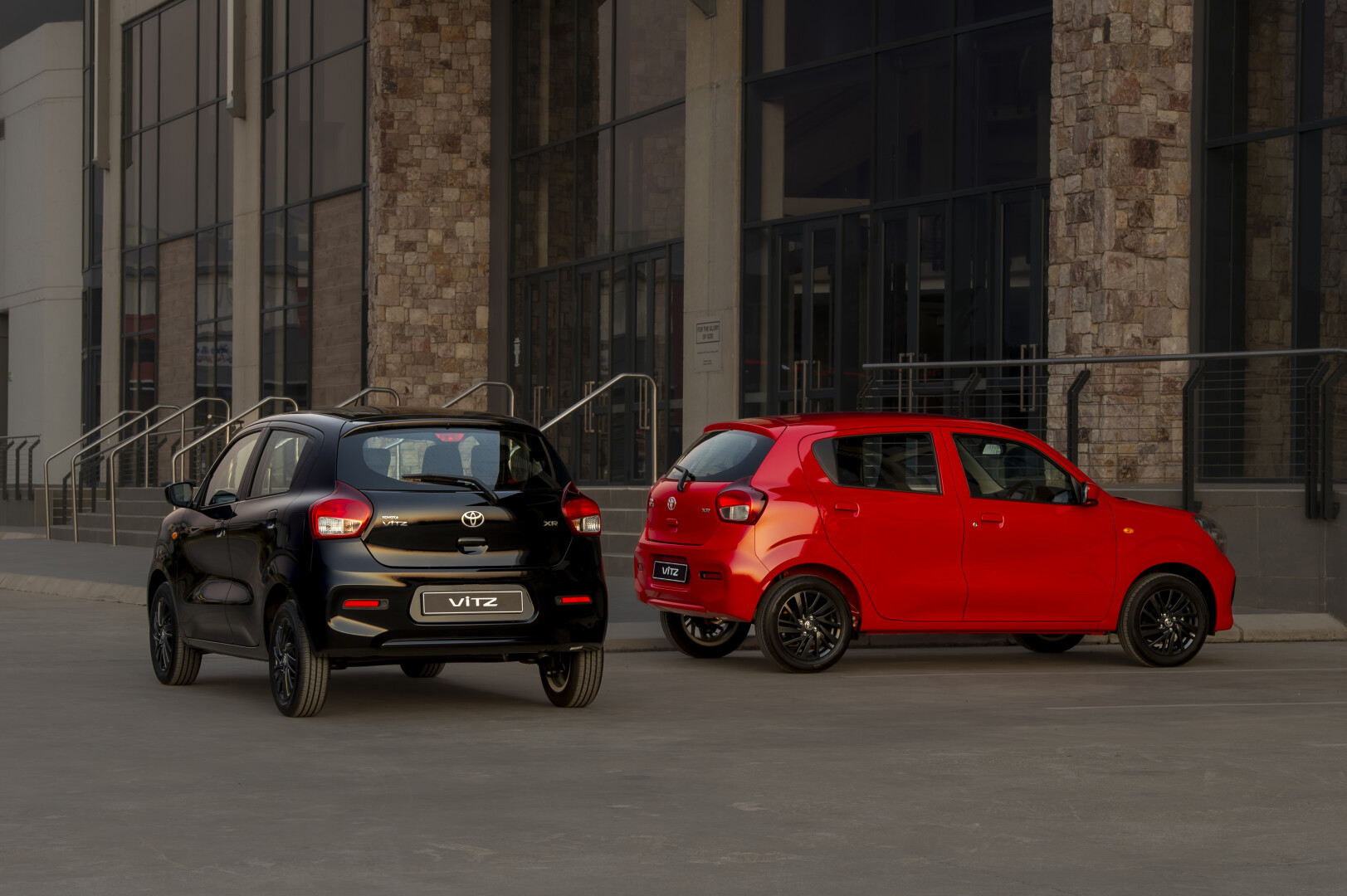 Toyota Vitz rear