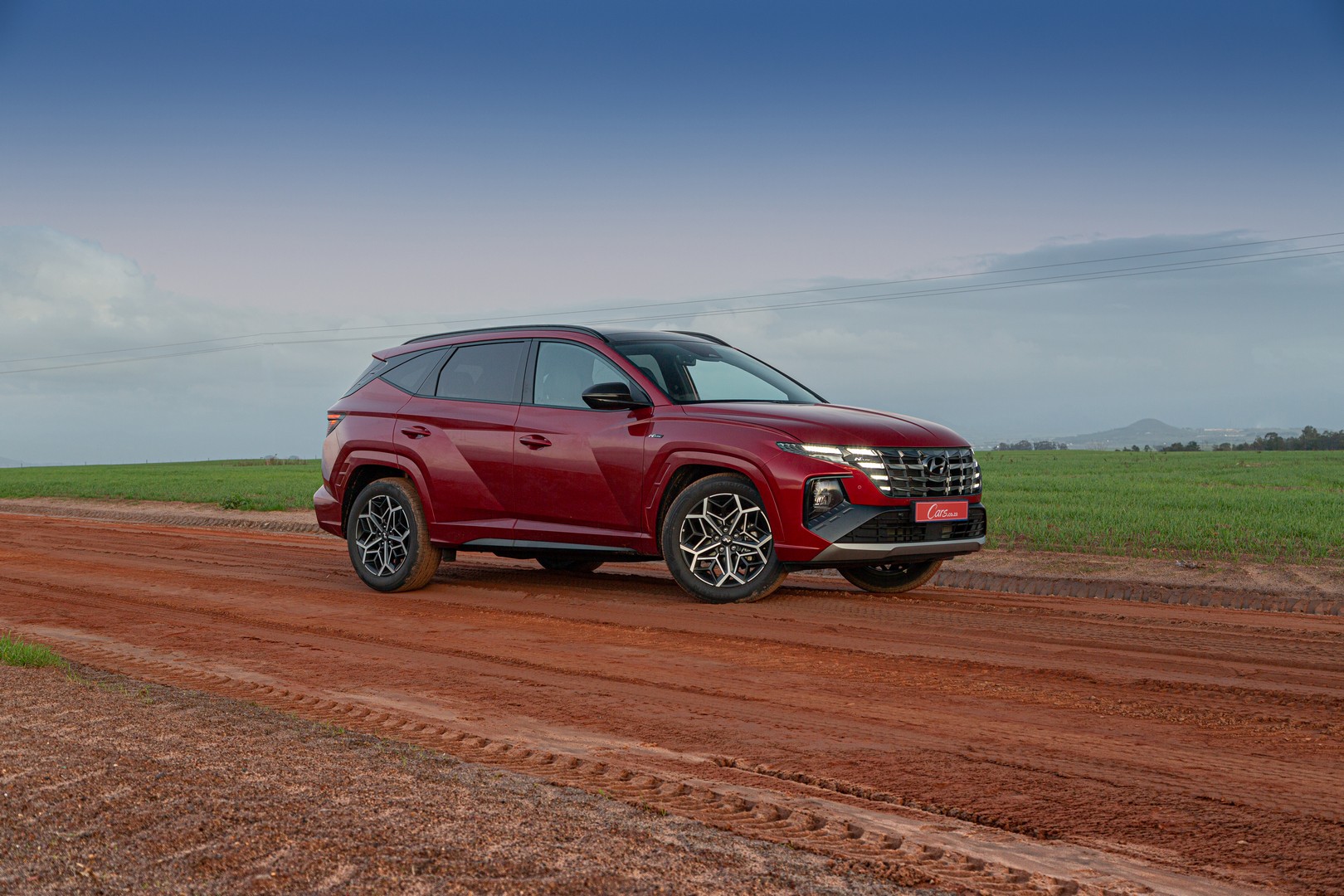 Hyundai Tucson N Line front three-quarter view.