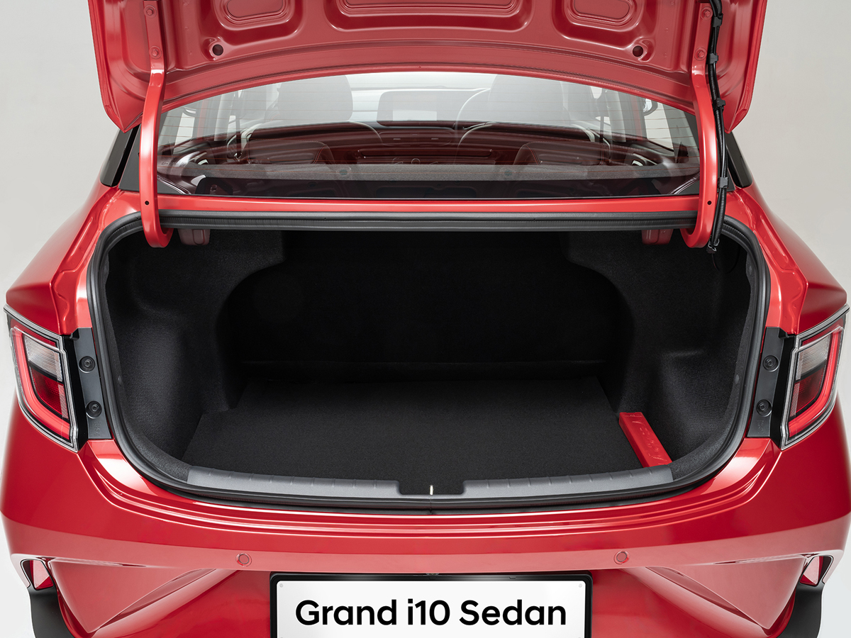 Hyundai Grand i10 Sedan boot