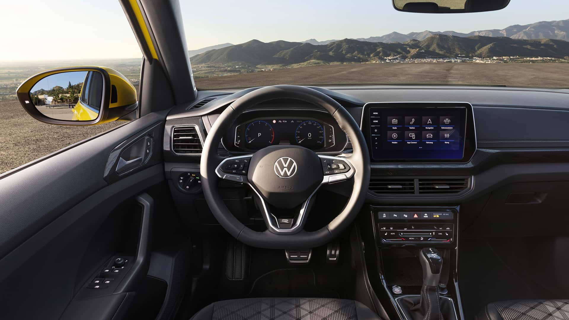 2024 Volkswagen T-Cross interior