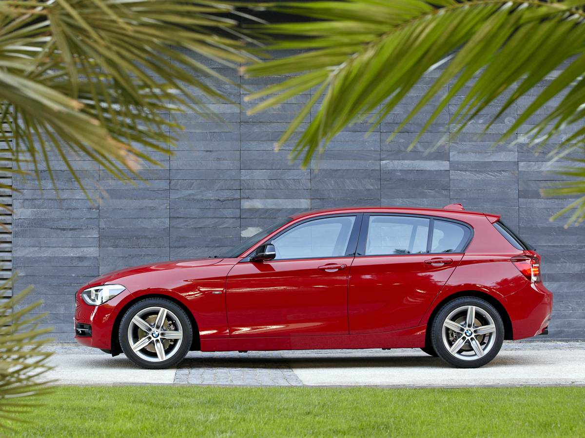 F20 BMW 1 Series profile (pre-facelift)