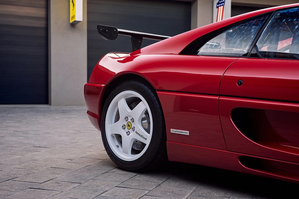 Ferrari F355 Special Speedline alloy wheel.
