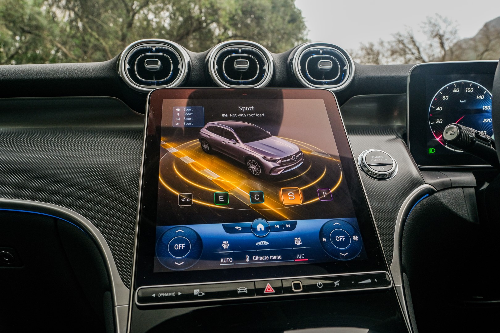 Mercedes-Benz GLC Interior