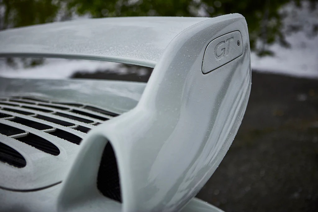 Porsche 911 (993) GT2 rear wing