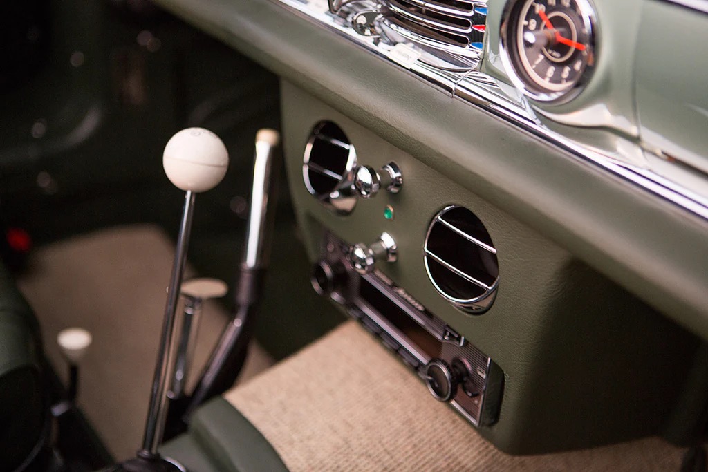 Mercedes-Benz 300SL Roadster gear lever