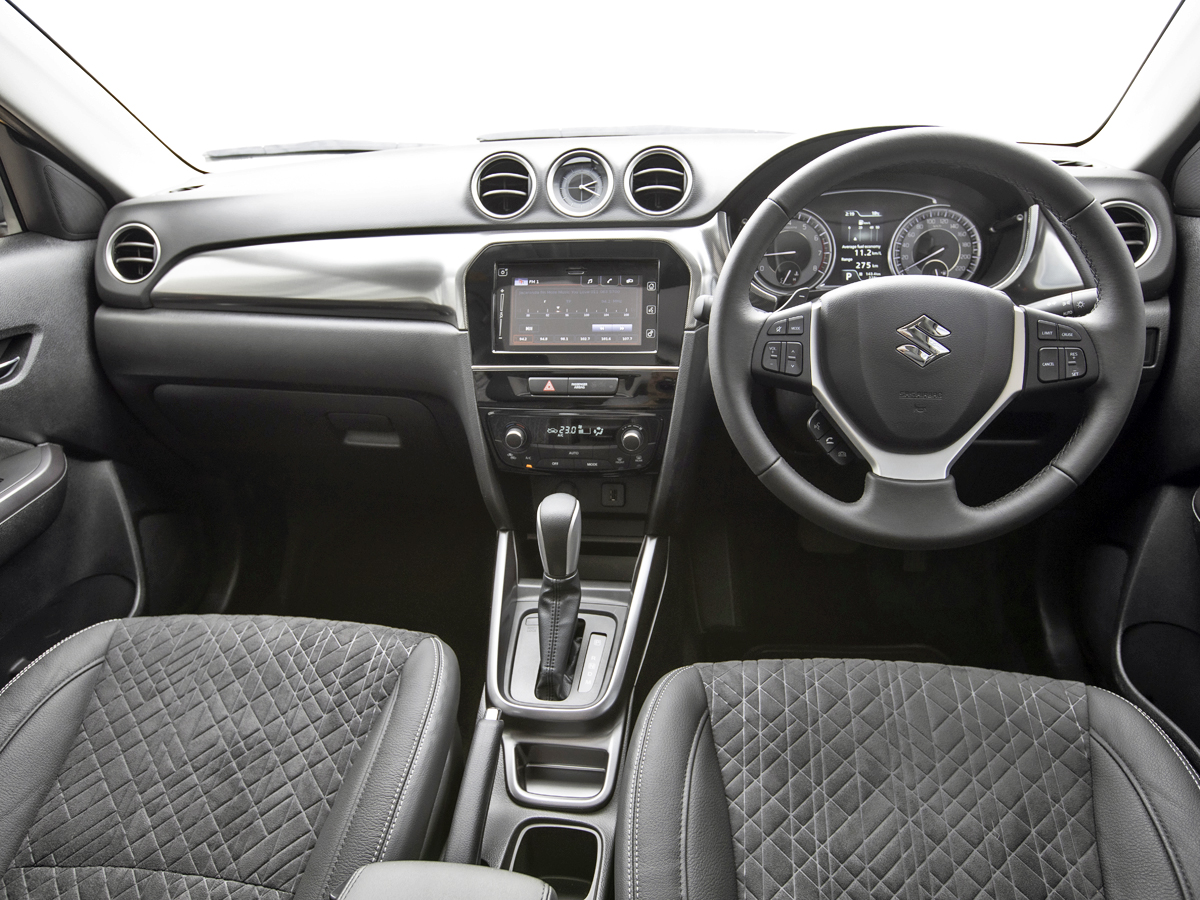 Suzuki Vitara cabin