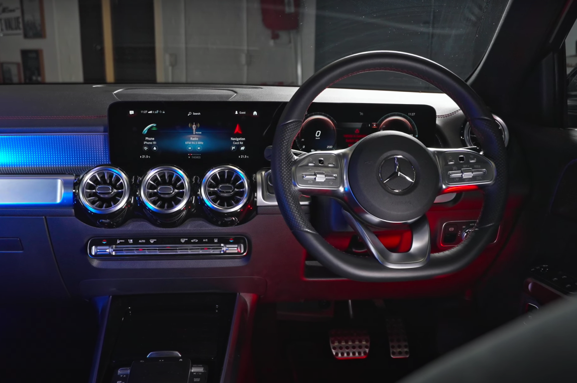 Mercedes-Benz EQB steering wheel and fascia.