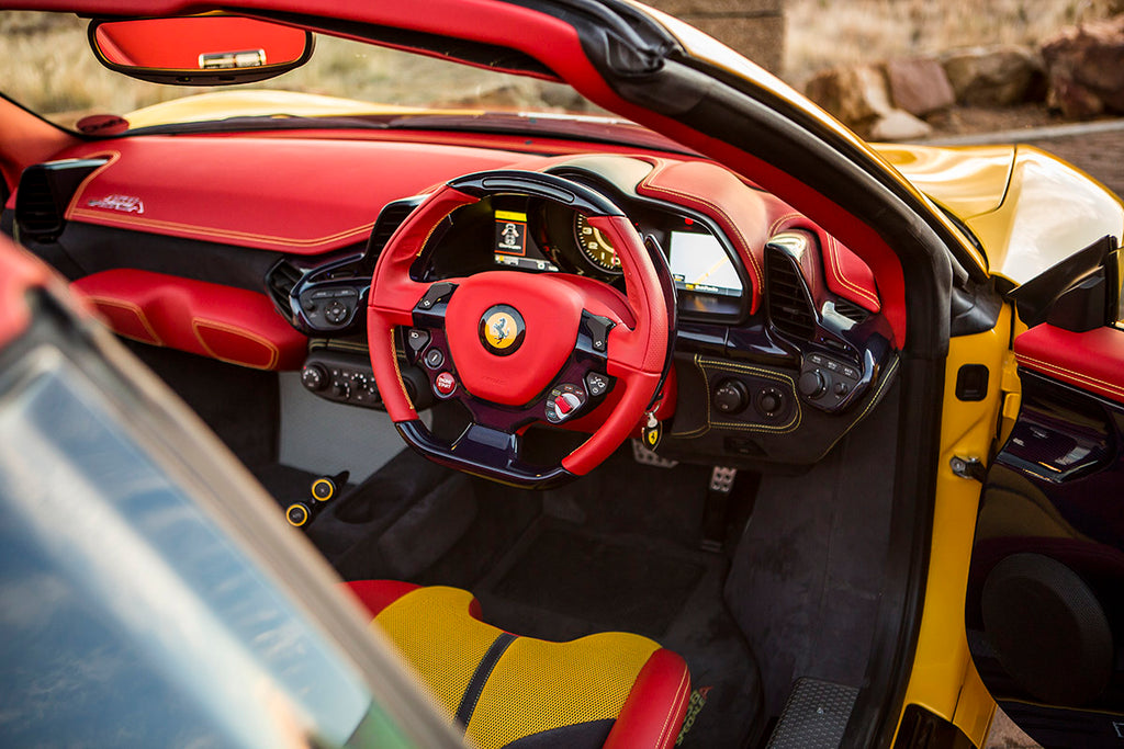Ferrari 458 Speciale Aperta cockpit