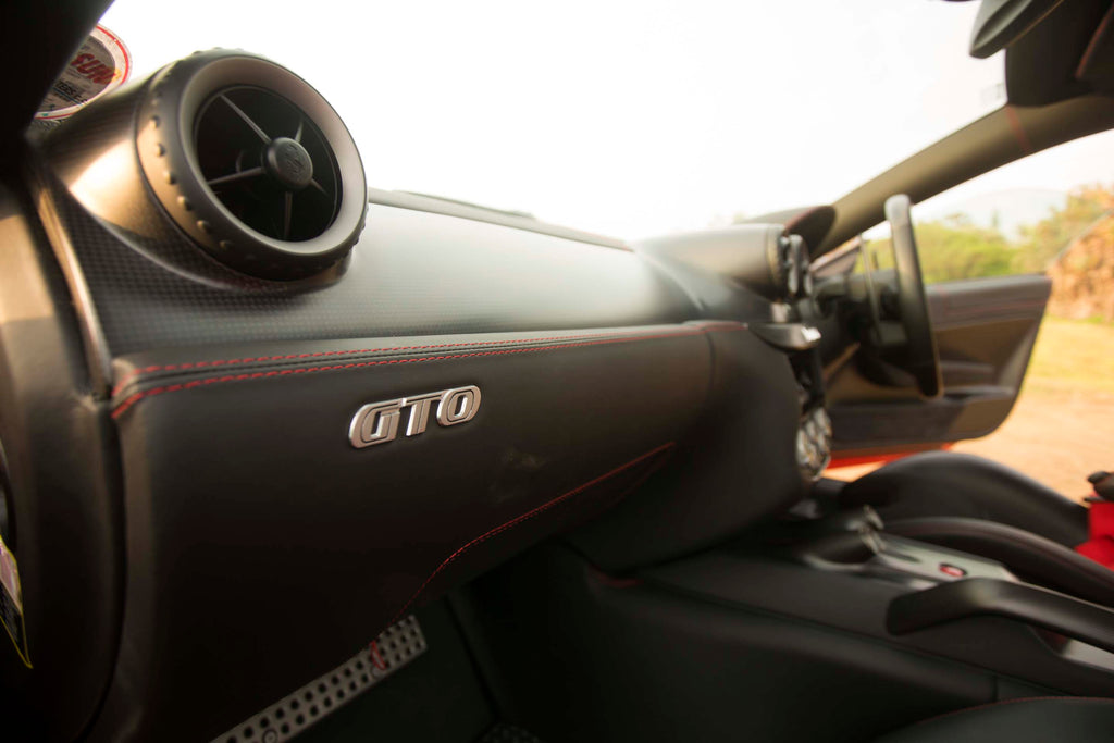 Ferrari 599 GTO dashboard