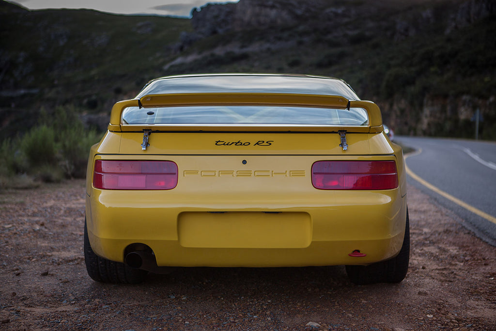 Porsche 968 Turbo RS rear view