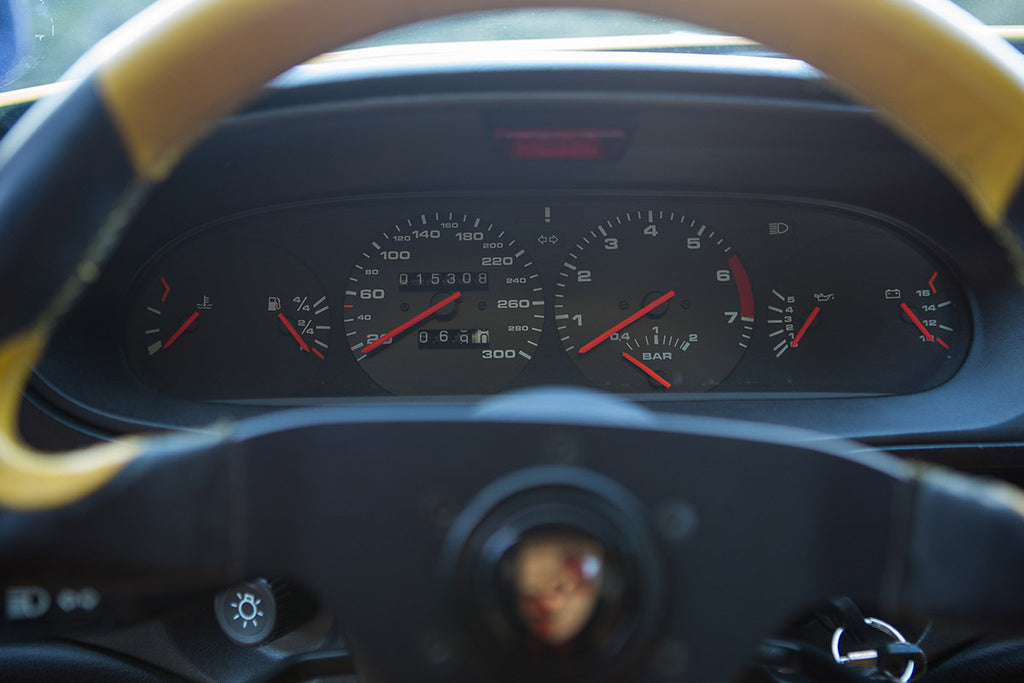Porsche 968 Turbo RS instrument cluster