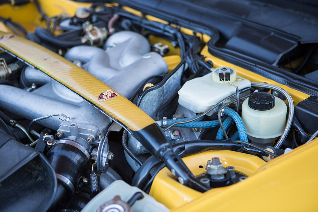 Porsche 968 Turbo RS engine brace