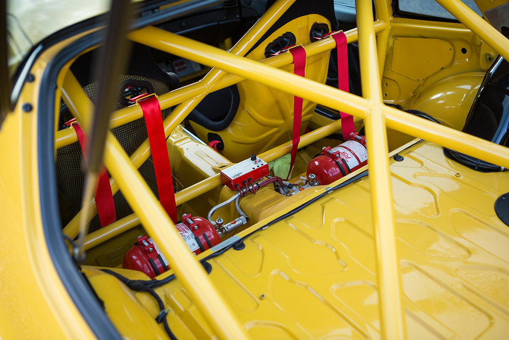 Porsche 968 Turbo RS roll cage
