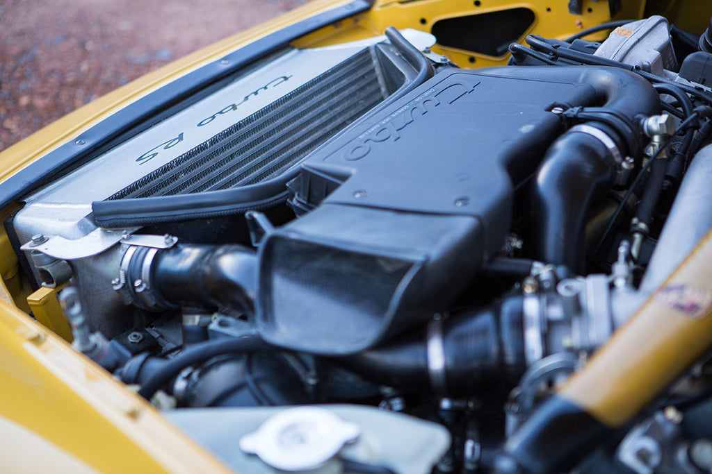 Porsche 968 Turbo RS engine bay