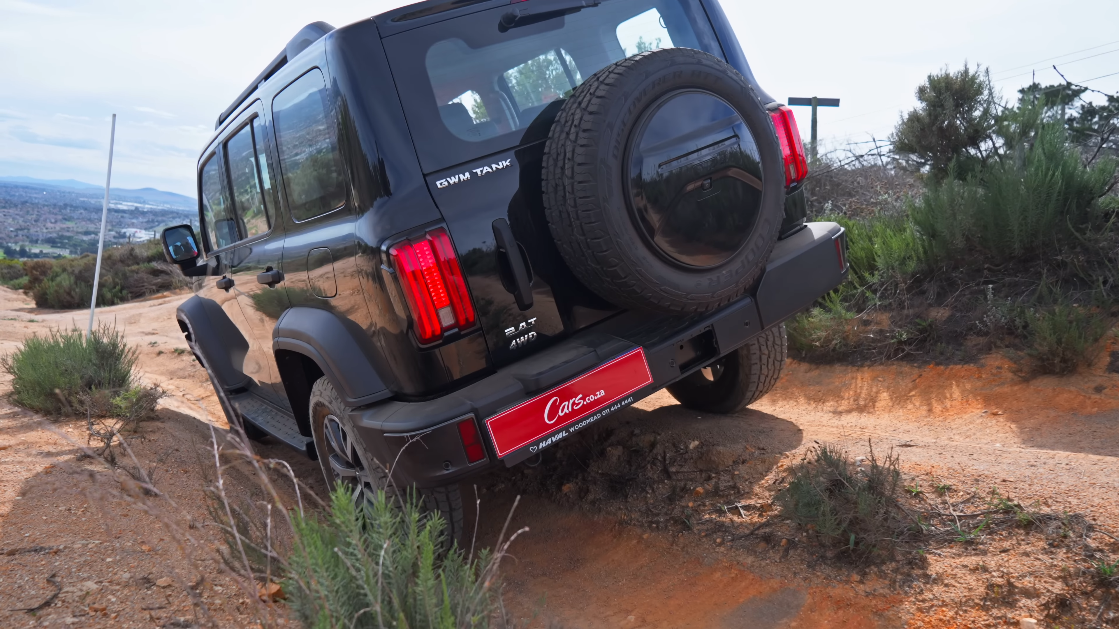 GWM Tank 300 Diesel descending a rutted dirt road