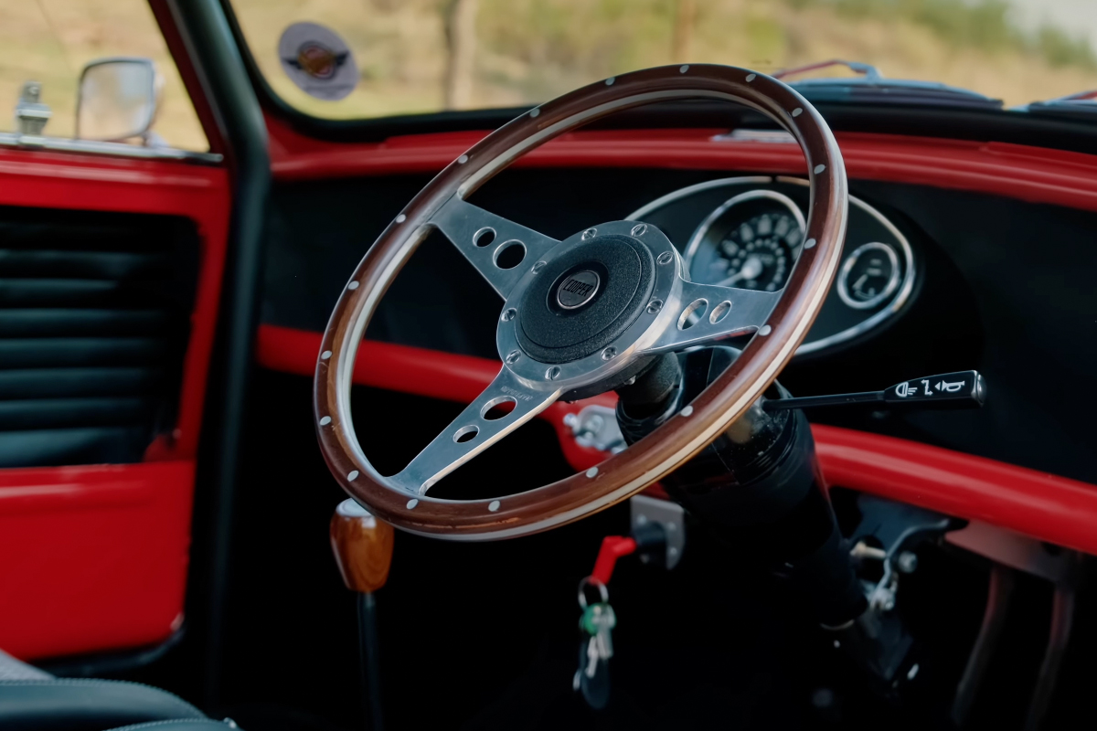 Nadia Vijloen's Monte Carlo Rally Mini steering wheel and instrument cluster