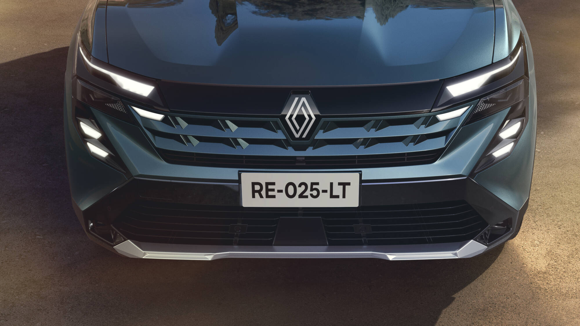 Renault Boreal front