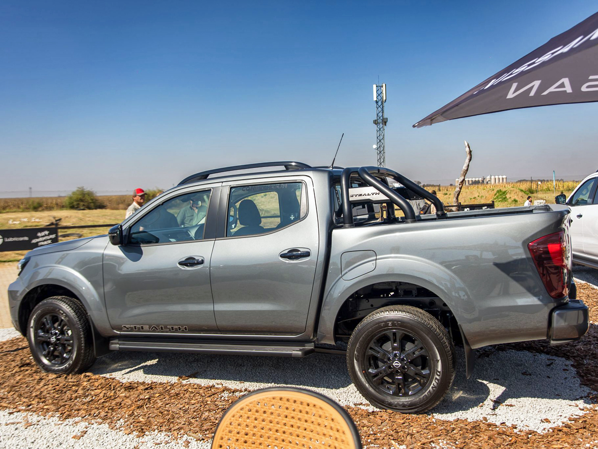 Nissan Navara Stealth
