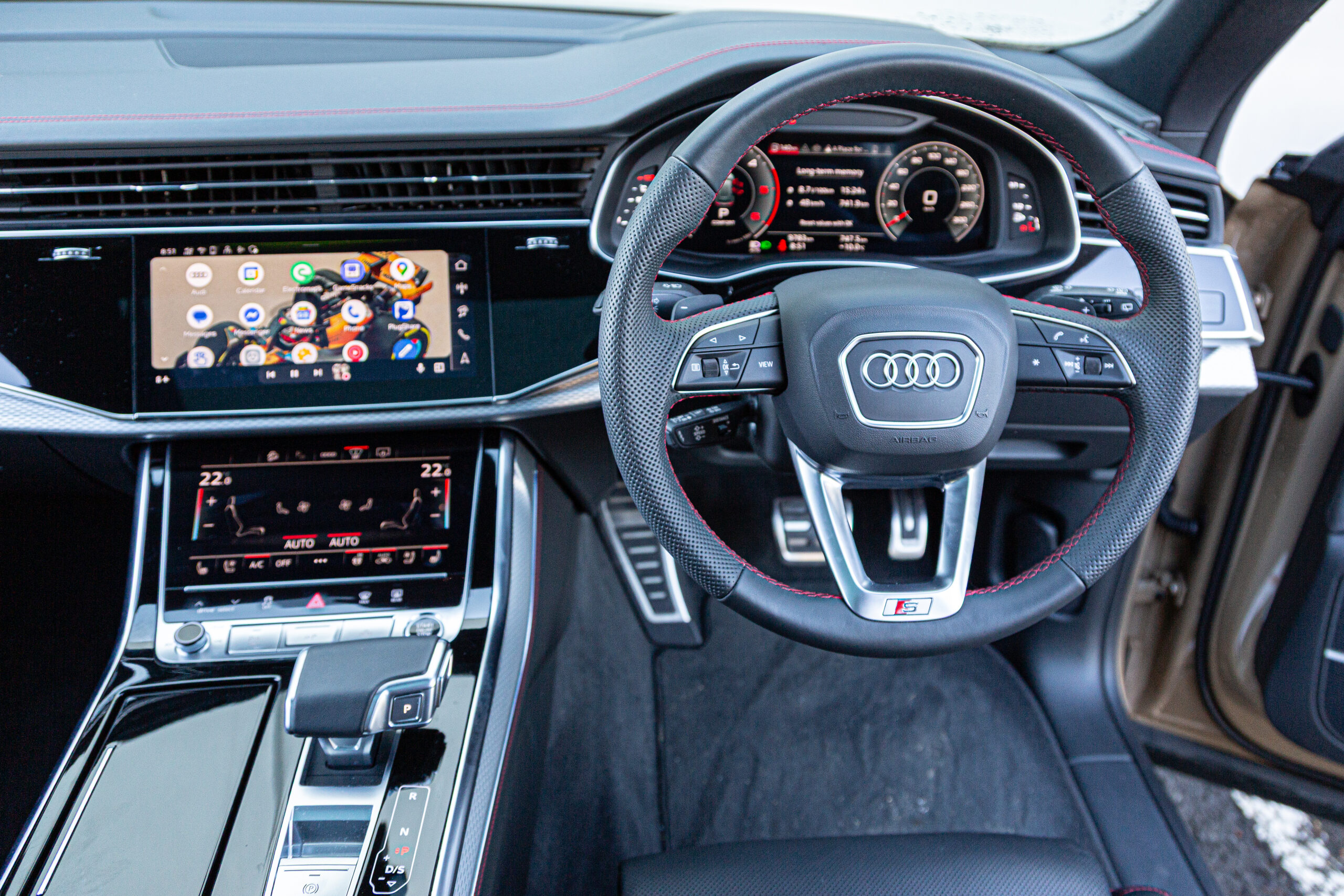 Audi Q8 45TDI interior