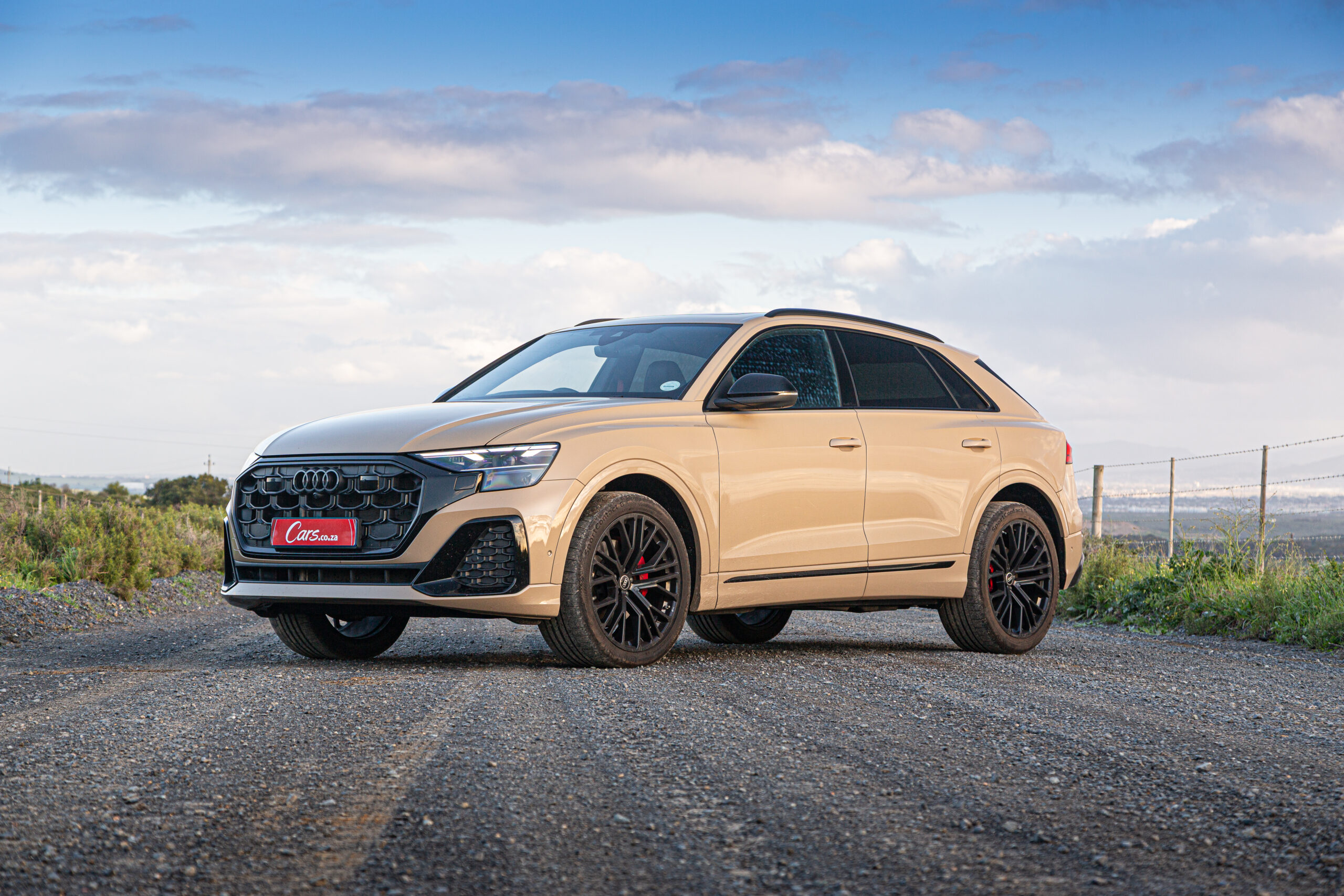 Audi Q8 45TDI Sakhir front