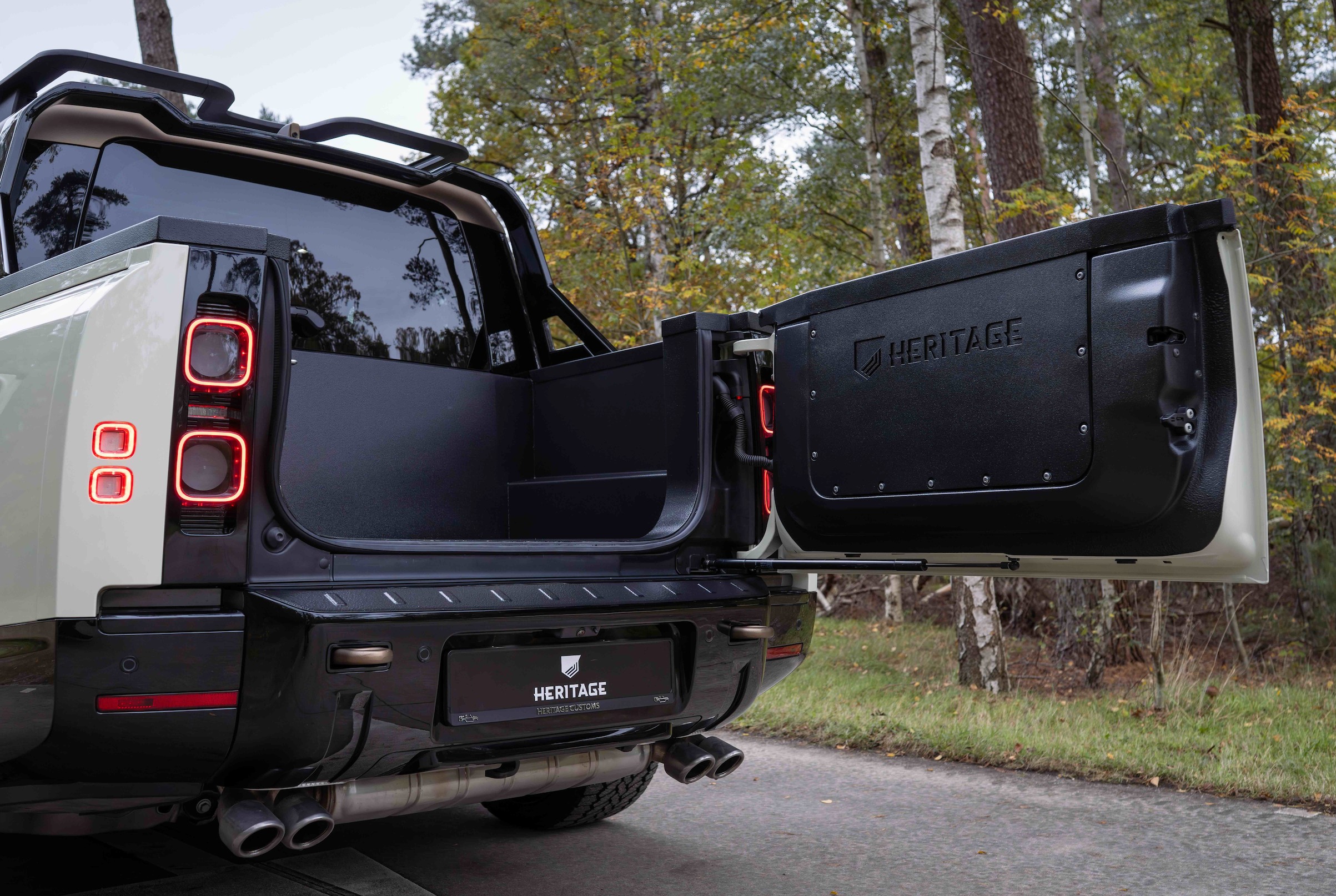 Defender Bakkie loadbay