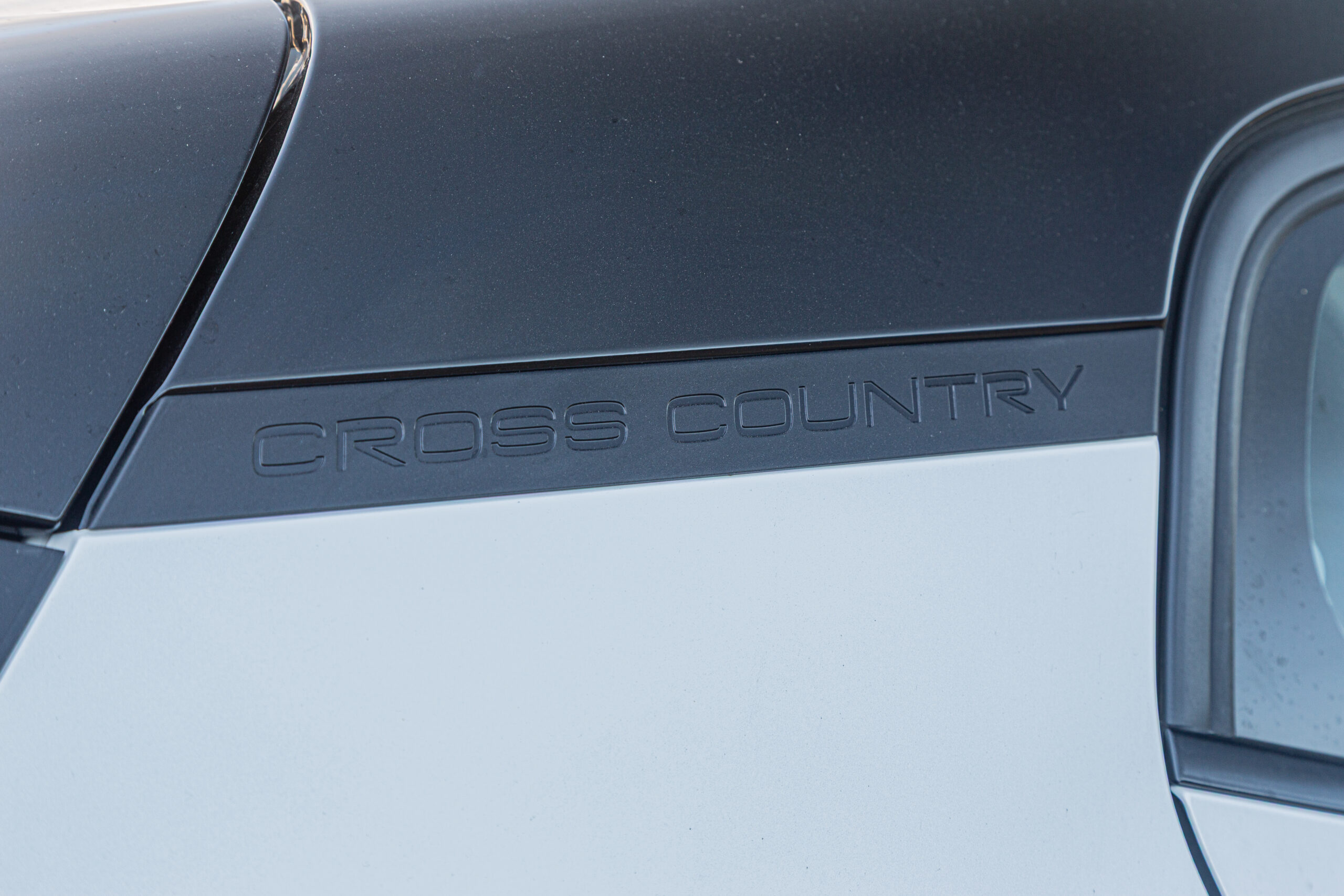 Volvo EX30 Cross Country badge