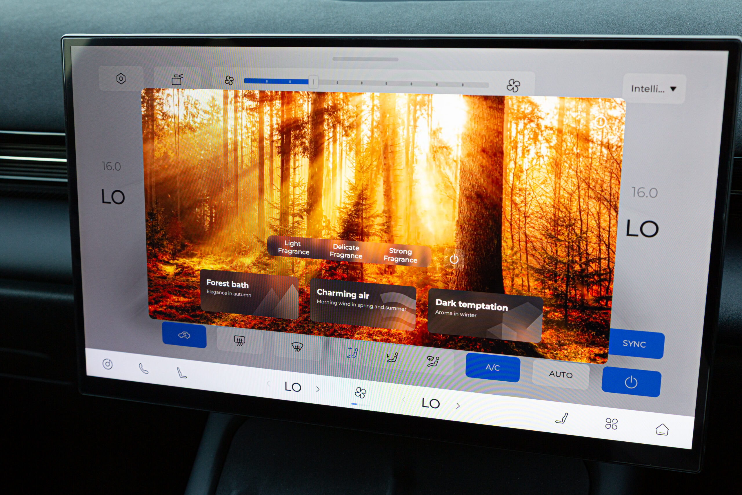 Omoda C7 SHS fragrance