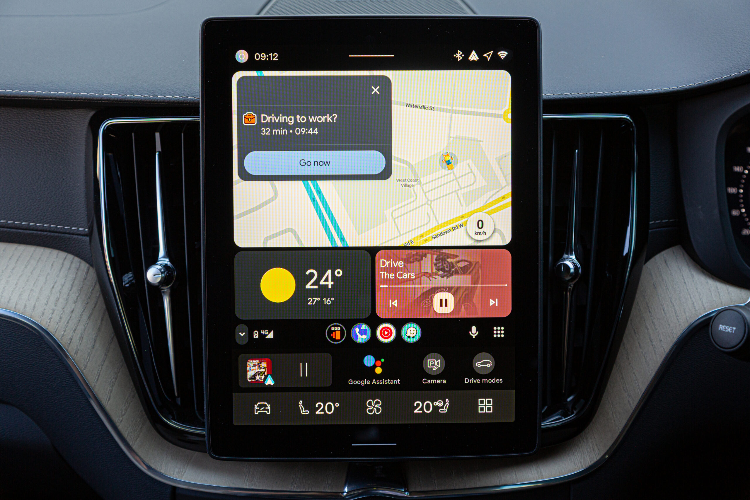 Volvo XC60 T8 PHEV android auto