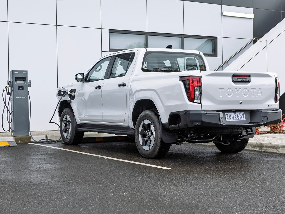Toyota Hilux BEV