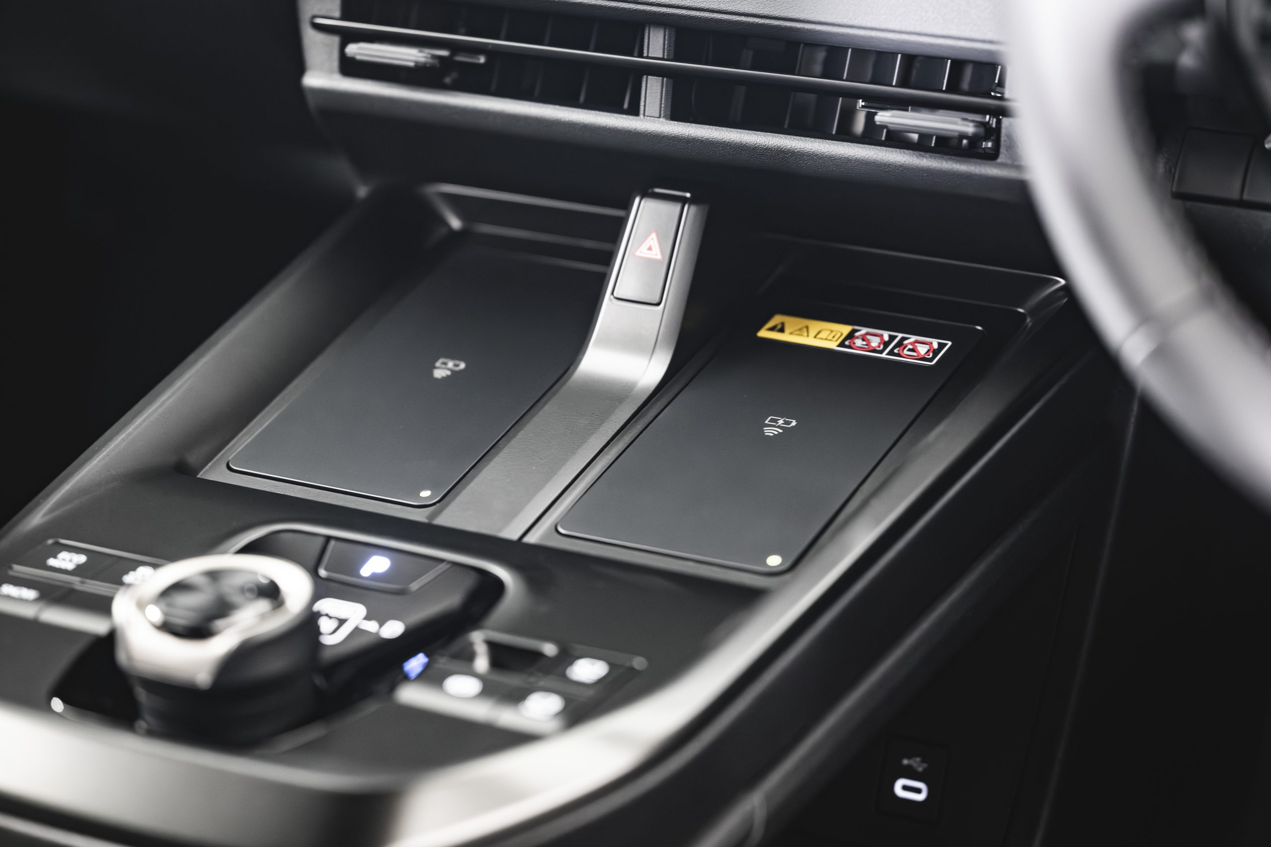 bZ4X wireless charging