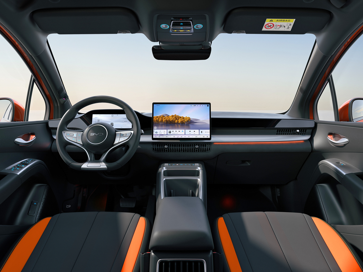 BYD Dolphin G DM-i interior
